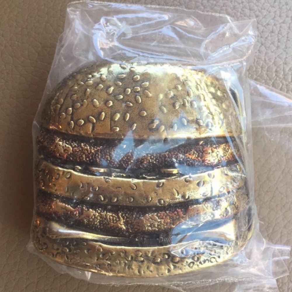 🎉HP🎉 NEW Vtg 1975 McDonal’s Brass Big Mac Buckle